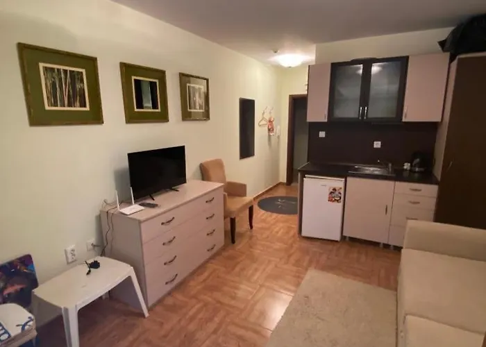 Хотел Royal Bay 2 *